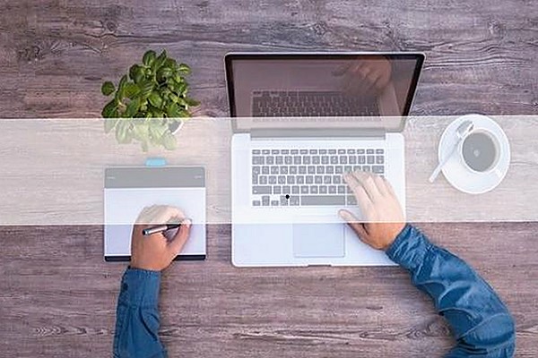 “吃瓜群众”文化兴起背后：网络时代的旁观与传播新生态